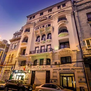 Carpati Imparatul Romanilor Bükreş